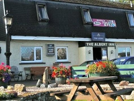 The Albert Inn Нэрн Экстерьер фото