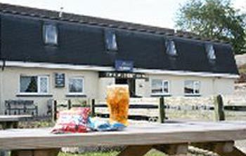 The Albert Inn Нэрн Экстерьер фото